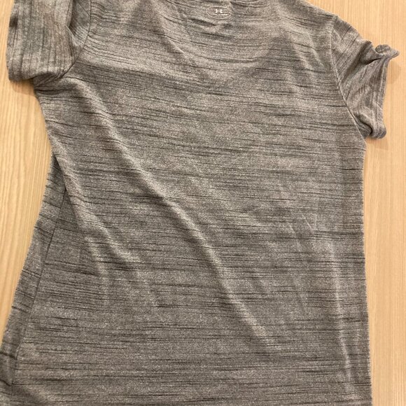 Albright College T Shirt Womens Medium Under Armour Gray Short Sleeve GUC - Picture 3 of 3